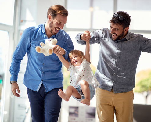 conge-paternite-:-le-cas-des-couples-homosexuels