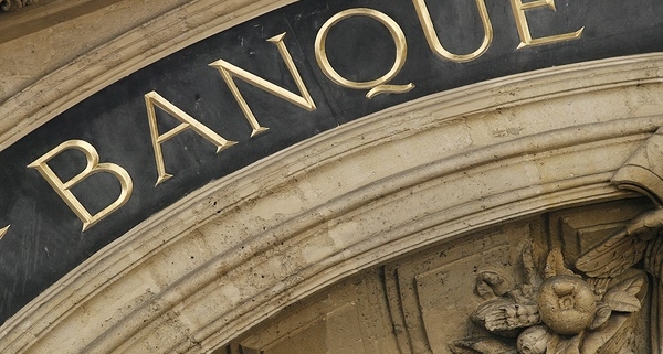 intermediaire-en-operations-de-banque-:-«-a-l’impossible,-nul-n’est-tenu-»-?