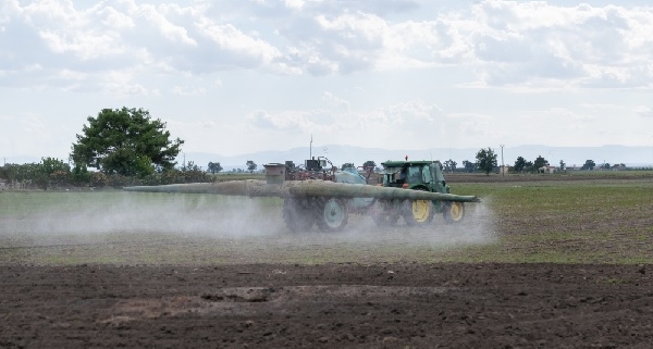 produits-phytopharmaceutiques-:-un-materiel-de-pulverisation-controle-?