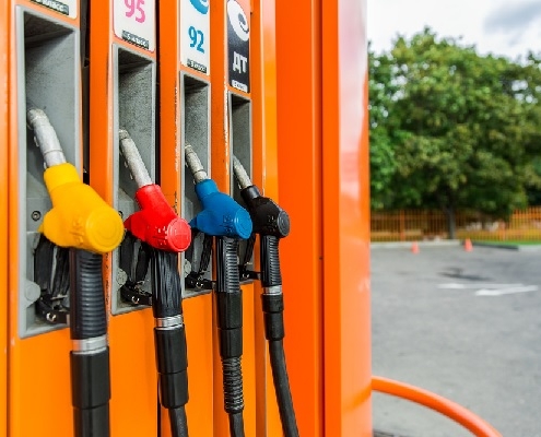 hausse-des-prix-des-carburants-:-creation-d’une-«-indemnite-inflation-»