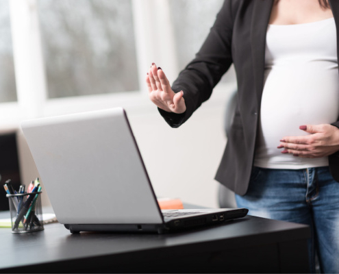 femme-enceinte-:-le-licenciement-est-il-vraiment-interdit-?