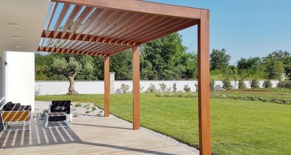 installer-une-pergola-en-bois-:-avec-quelle-autorisation-d’urbanisme-?